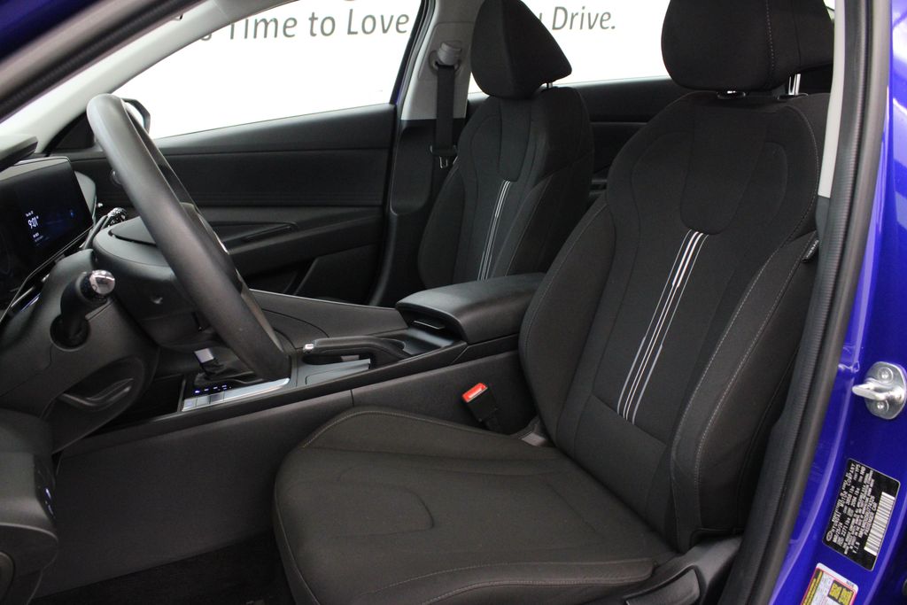 used 2024 Hyundai Elantra car