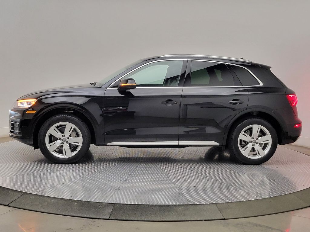Thumbnail: 2019 Audi Q5 - 3