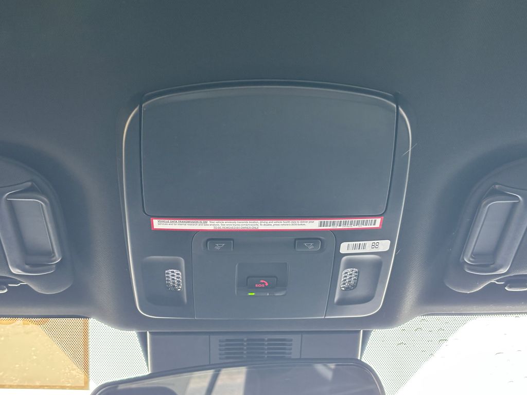 Thumbnail: 2025 Toyota Camry - 22