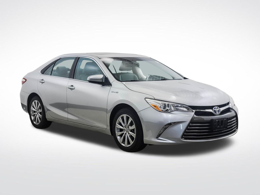 Thumbnail: 2015 Toyota Camry - 7