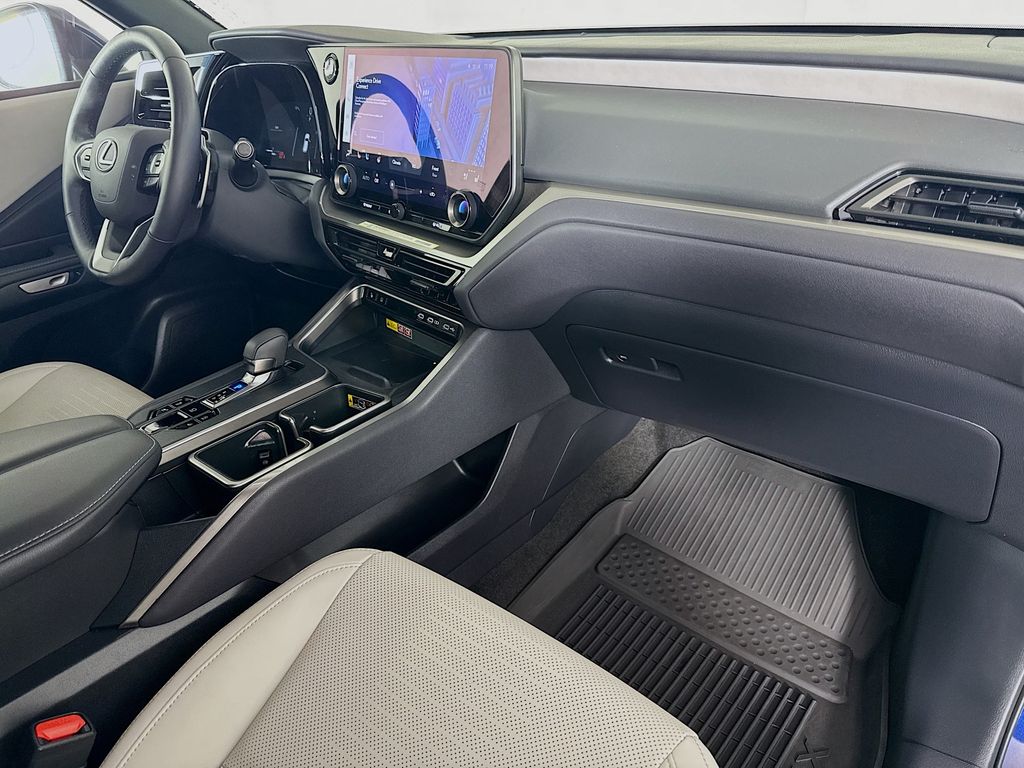 Thumbnail: 2025 Lexus TX - 30