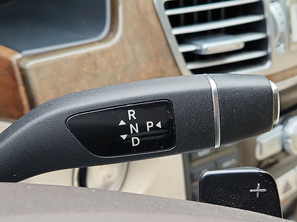 Thumbnail: 2014 Mercedes-Benz E-Class - 15