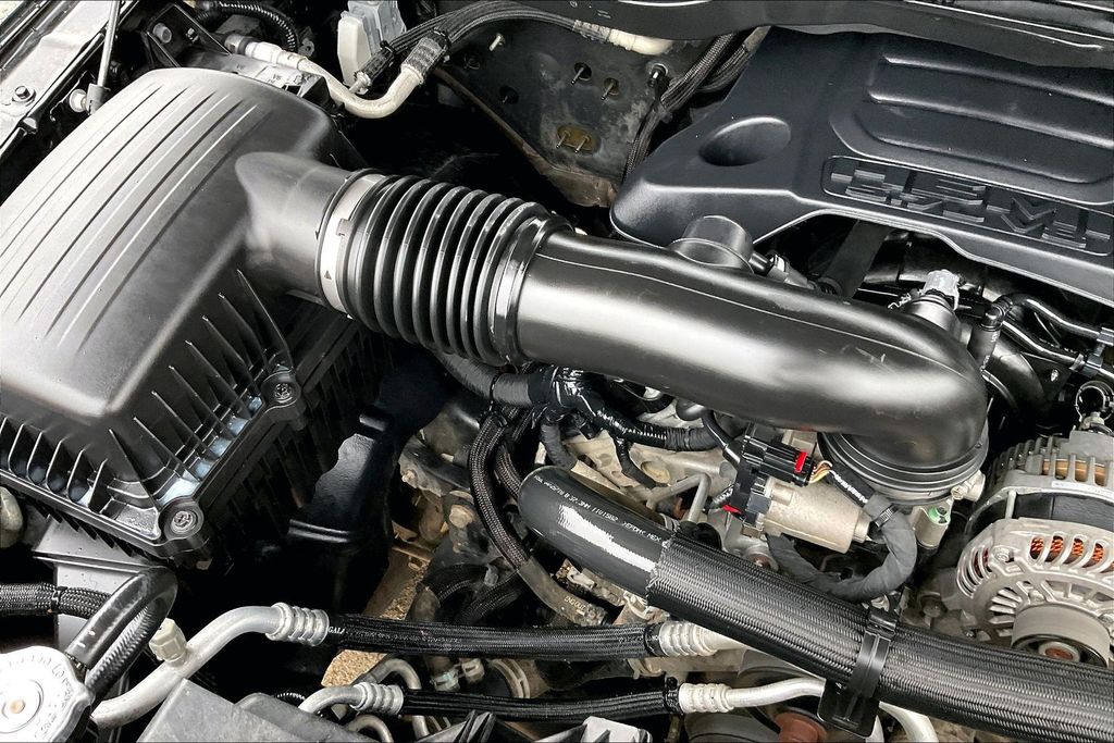 Used 2019 Ram 1500 Laramie 4D Crew Cab