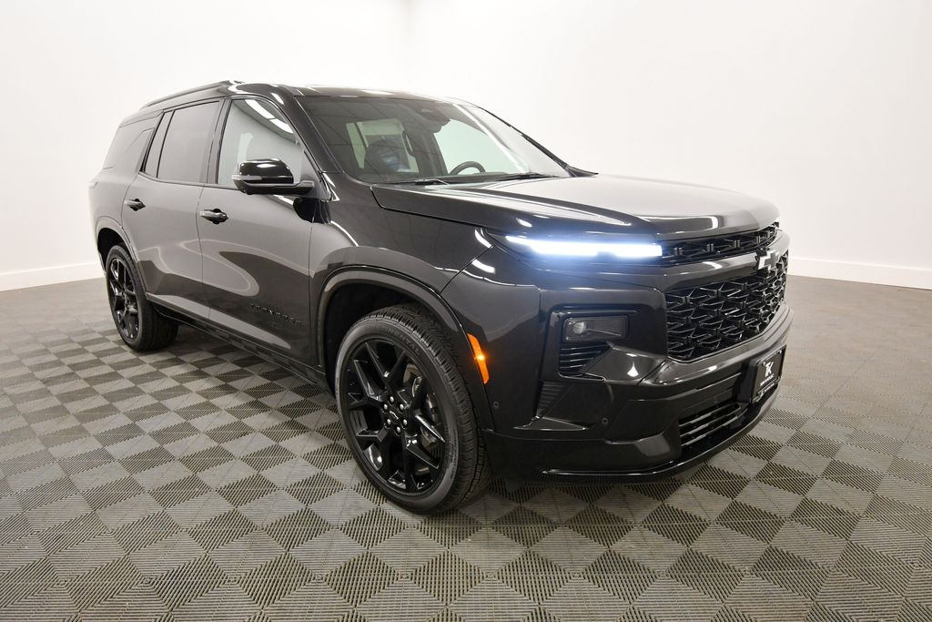 Used 2024 Chevrolet Traverse SUV