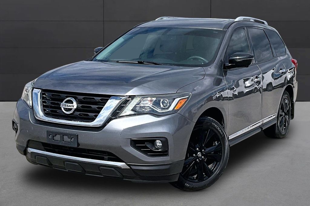 Gray (Gun Metallic) 2017 Nissan Pathfinder Platinum 4WD SUV / Crossover Four-Wheel Drive Continuously Variable Transmission