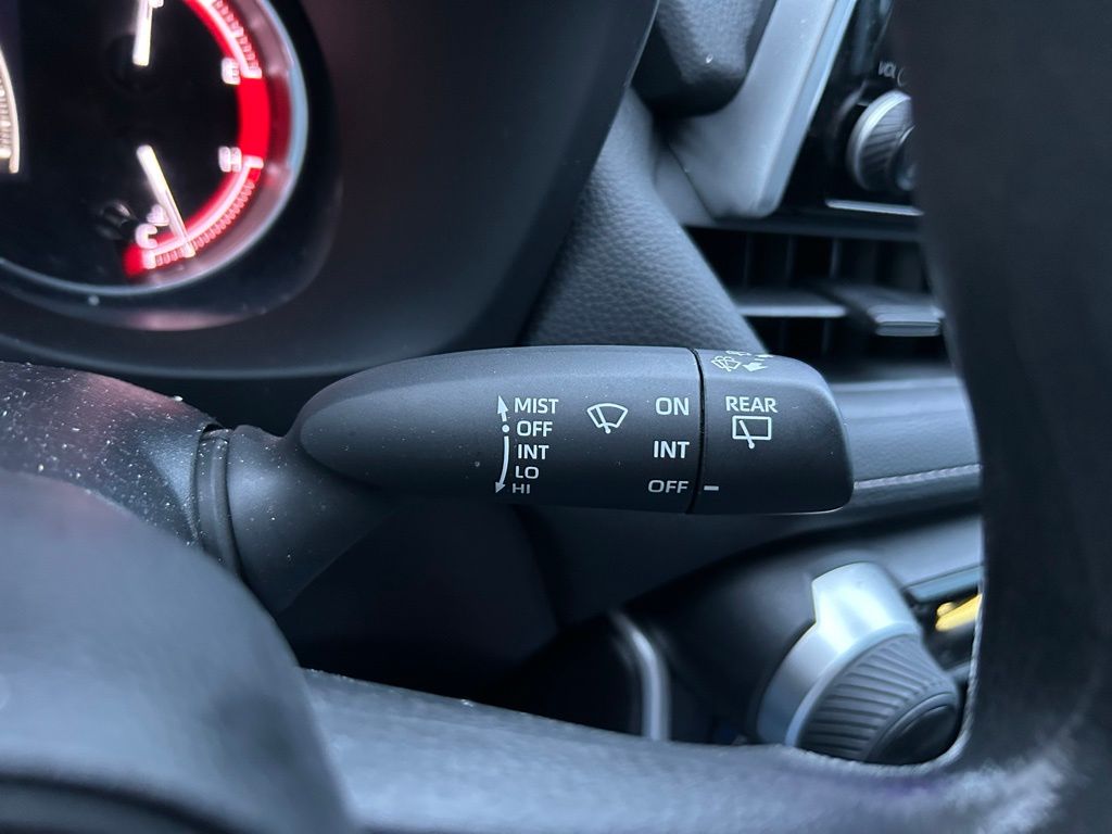 Thumbnail: 2024 Toyota RAV4 - 20