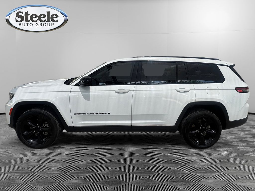 Used Car 2023 Jeep Grand Cherokee L  Limited For Sale Under $30,000 In Round Rock, Texas