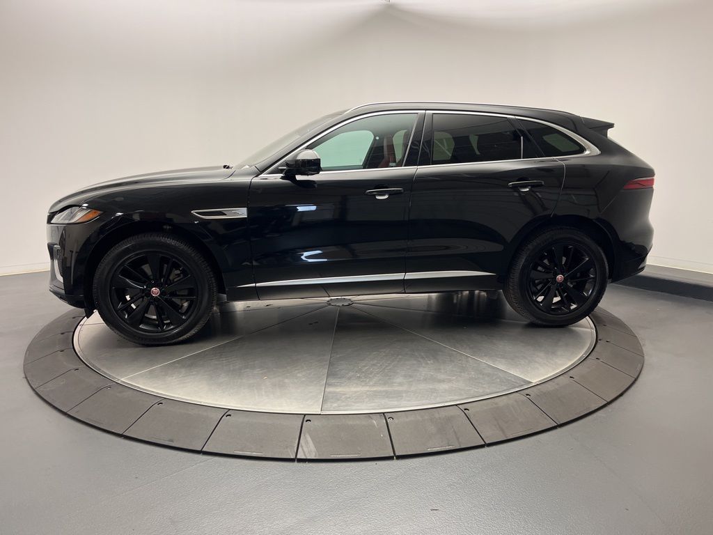 Thumbnail: 2021 Jaguar F-Pace - 2