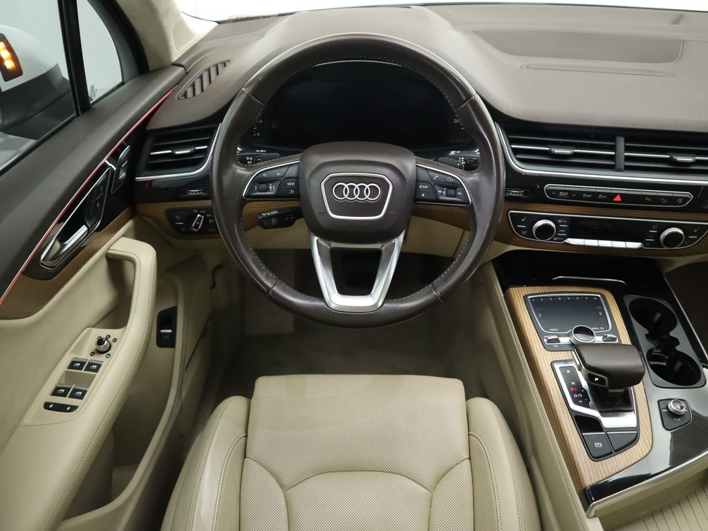 2017 Audi Q7 Prestige 10