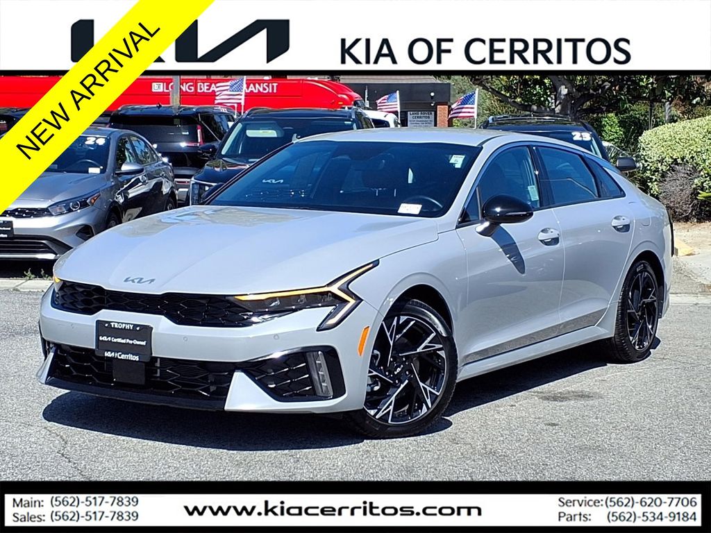 Wolf Gray 2026 Kia K5 Sedan Front-Wheel Drive 8-Speed Automatic