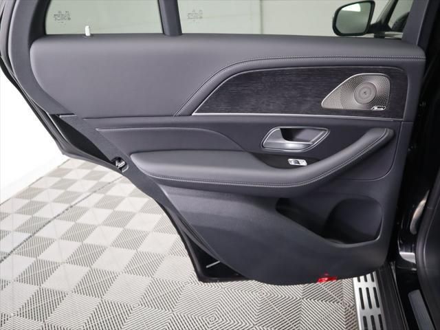 Thumbnail: 2026 Mercedes-Benz GLE - 28