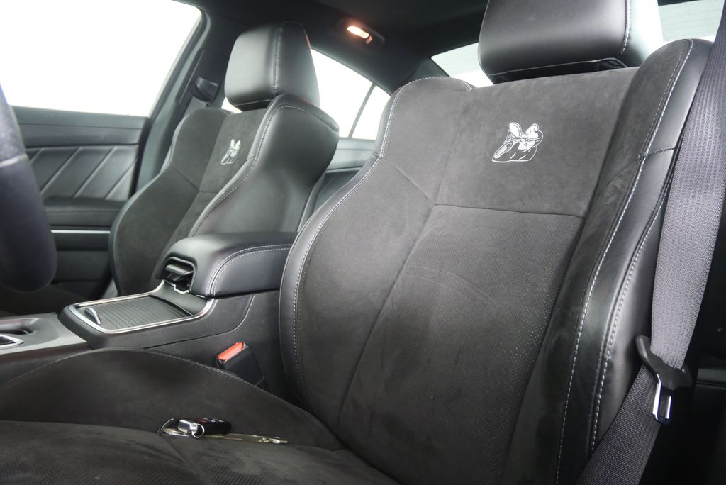 Thumbnail: 2022 Dodge Charger - 9