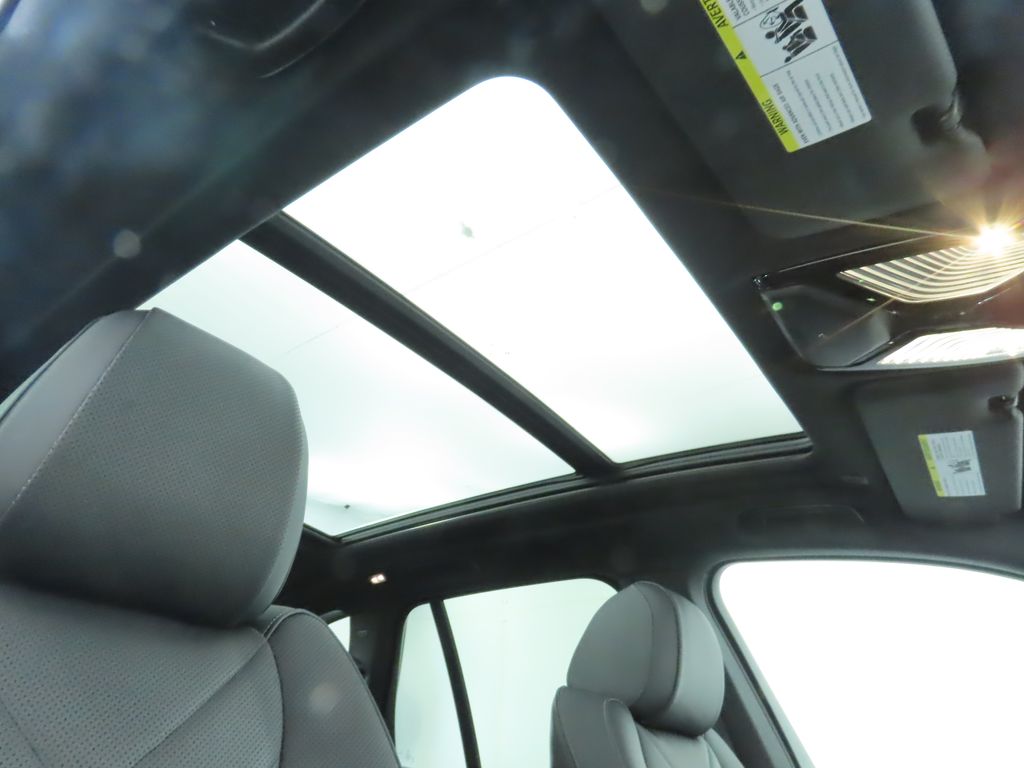 Thumbnail: 2025 BMW X5 - 19