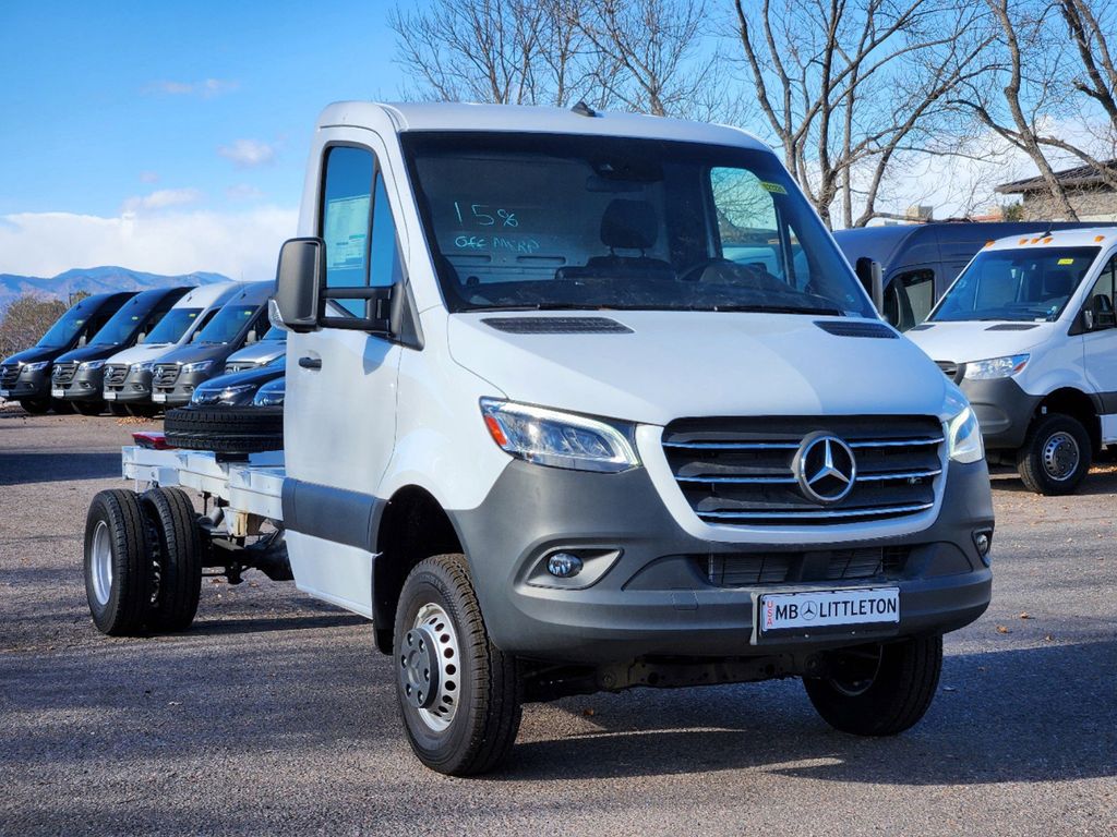 2023 Mercedes-Benz Sprinter 3500 Cab Chassis 170 WB 3