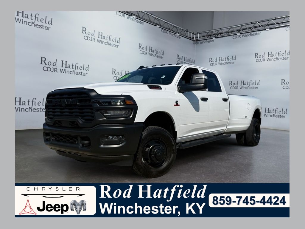 Bright White Clearcoat 2025 RAM 3500 Pickup Truck Four-Wheel Drive 8-Speed Automatic