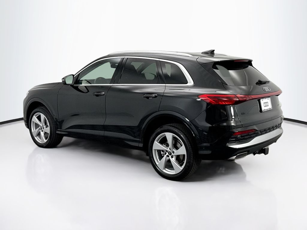 Thumbnail: 2025 Audi Q5 - 7