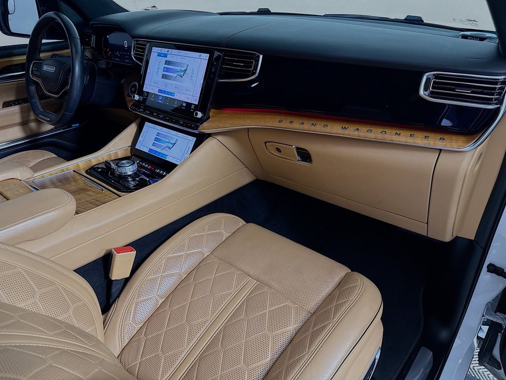 Thumbnail: 2023 Jeep Grand Wagoneer - 31