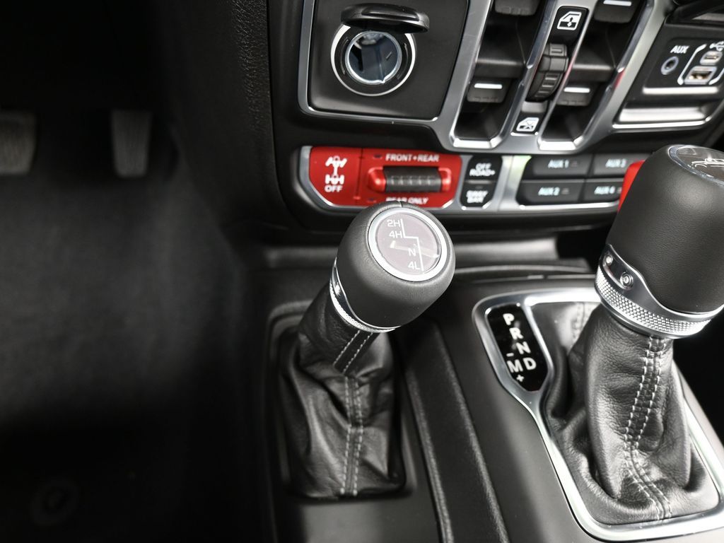 New 2026 Anvil Clearcoat Jeep Rubicon image 21