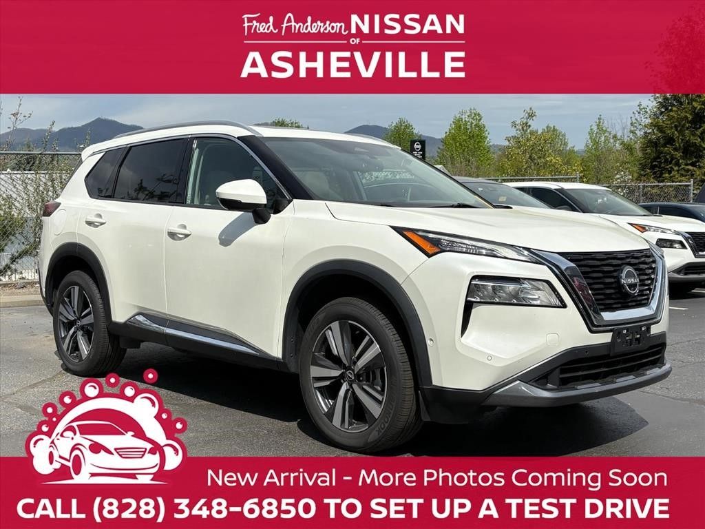 Pearl White Tricoat 2023 Nissan Rogue SL AWD SUV / Crossover All-Wheel Drive Continuously Variable Transmission