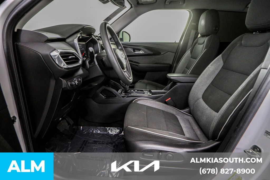 2021 Chevrolet Trailblazer LT photo 12