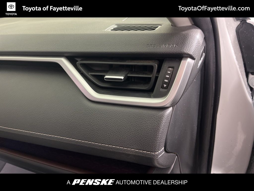 Thumbnail: 2024 Toyota RAV4 - 21