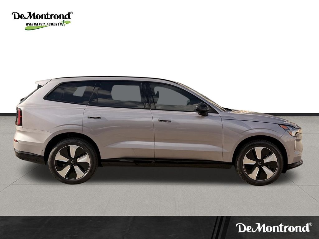 New 2026 Silver Volvo  image 4