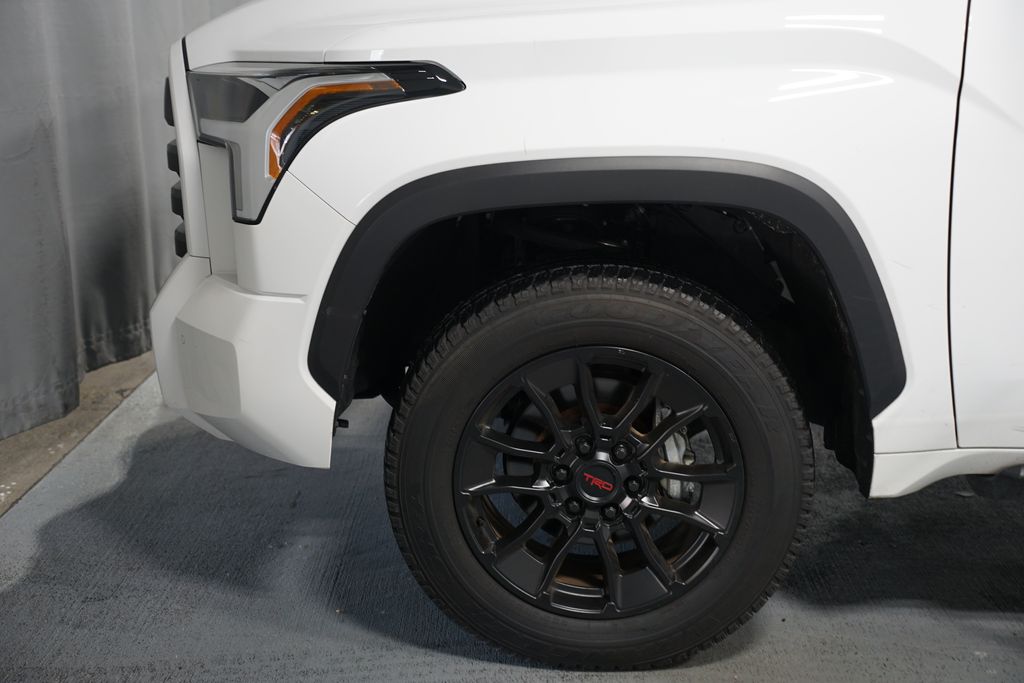 Thumbnail: 2022 Toyota Tundra - 5