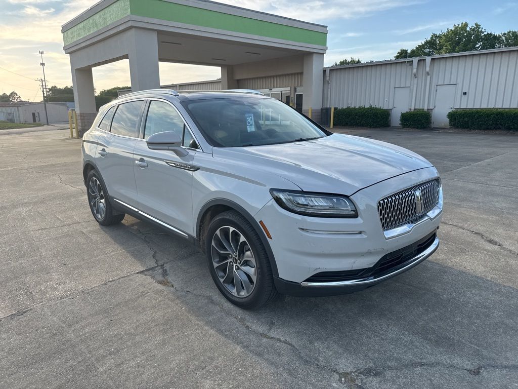 2022 Ceramic Pearl Metallic Tinted Clearcoat Lincoln Nautilus Reserve FWD SUV