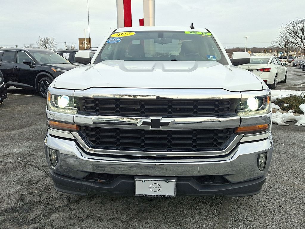 Thumbnail: 2017 Chevrolet Silverado 1500 - 2