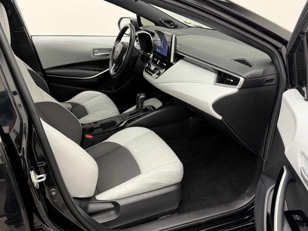 Thumbnail: 2023 Toyota Corolla - 15