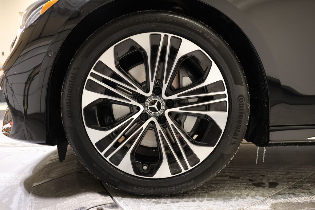 Thumbnail: 2026 Mercedes-Benz E-Class - 11