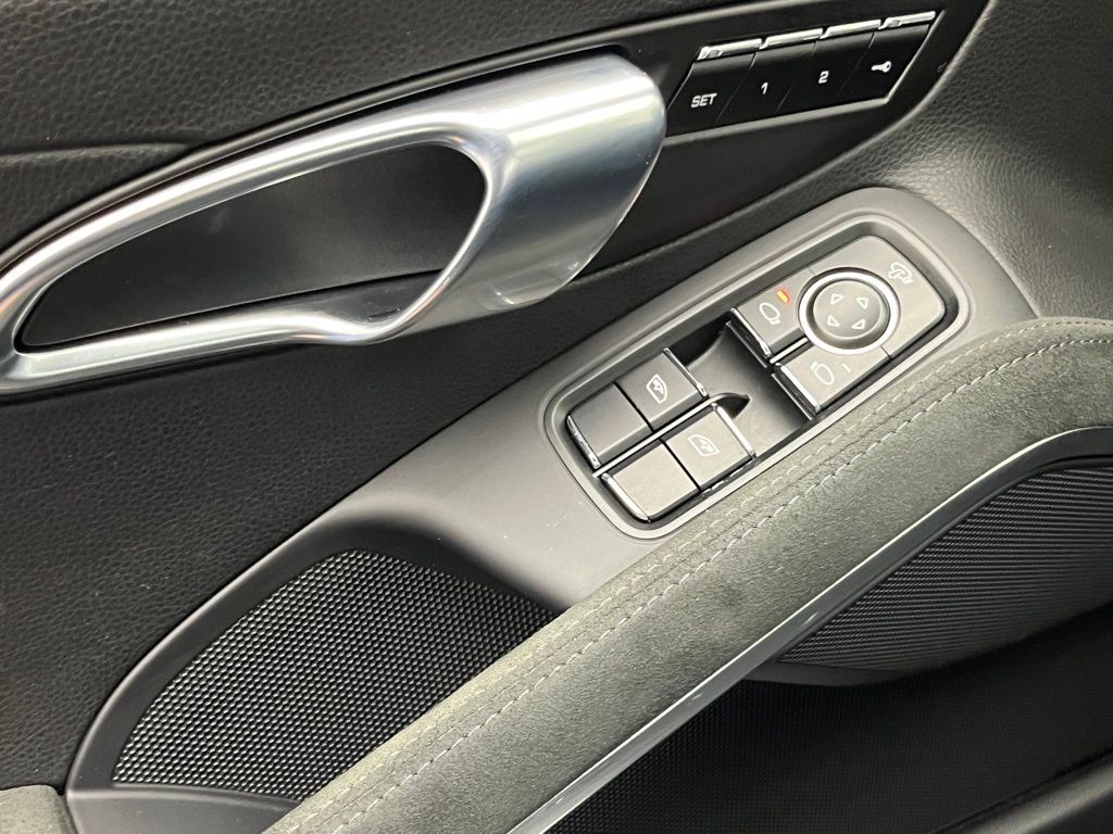 Thumbnail: 2023 Porsche 718 Cayman - 30