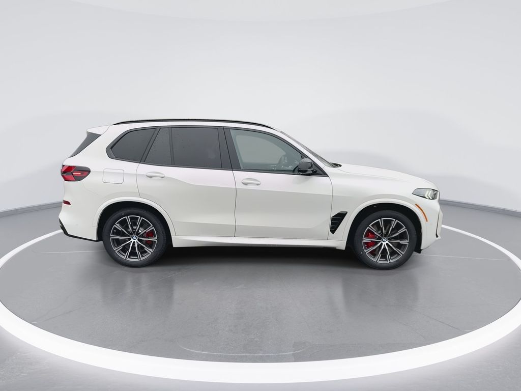 2025 BMW X5 M60i 9