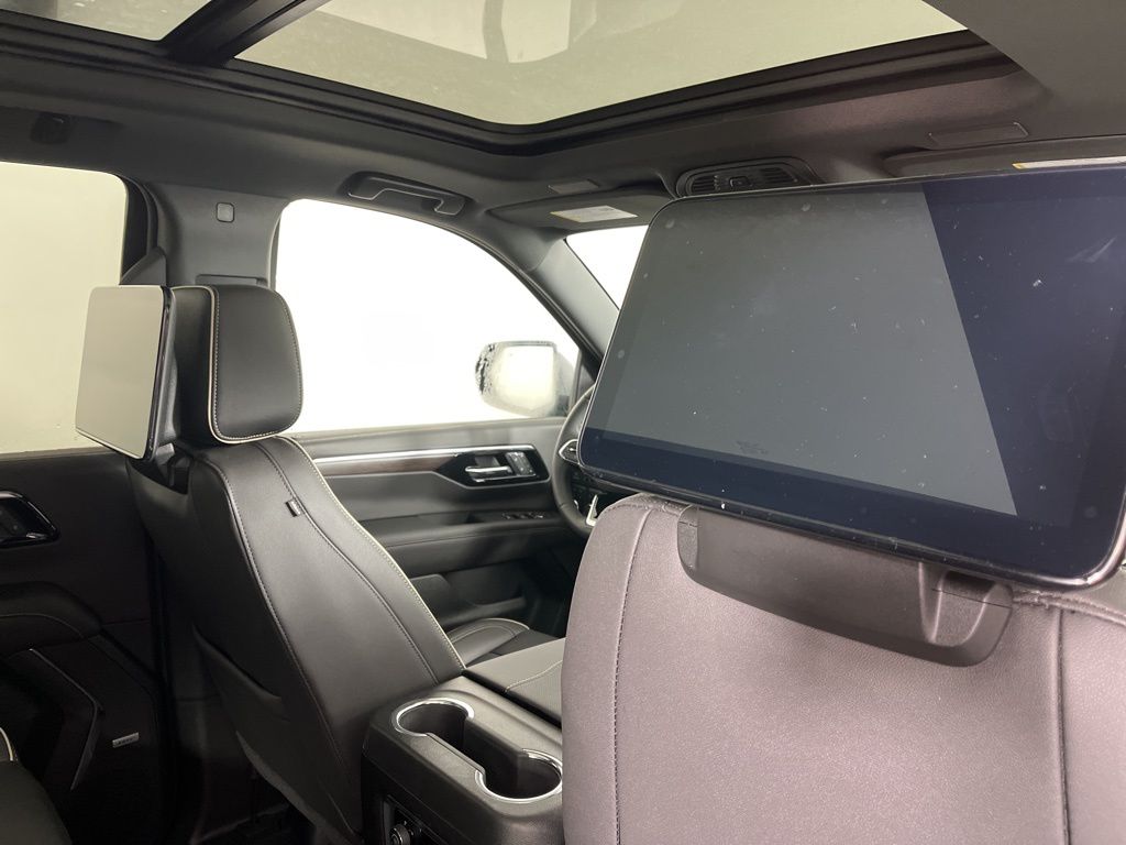 2025 Chevrolet Tahoe Premier 7