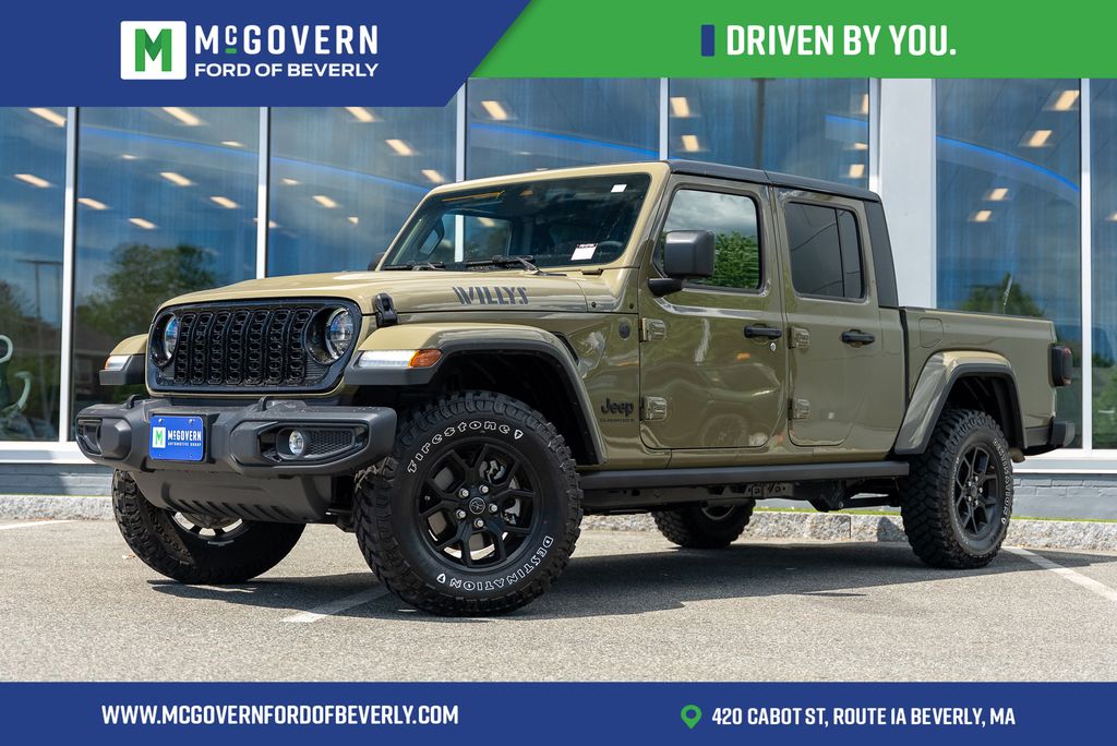 41 2026 Jeep Gladiator Pickup Truck Four-Wheel Drive 8-Speed Automatic
