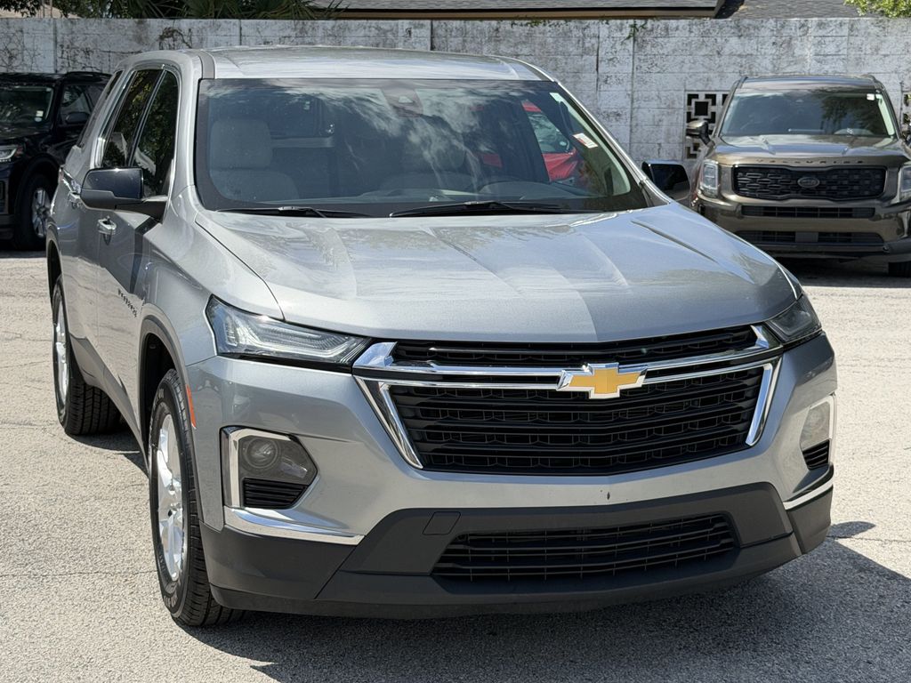 used 2023 Chevrolet Traverse car, priced at $19,991