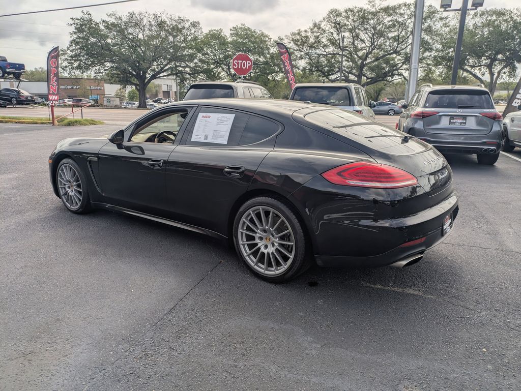 View vehicle photo 5