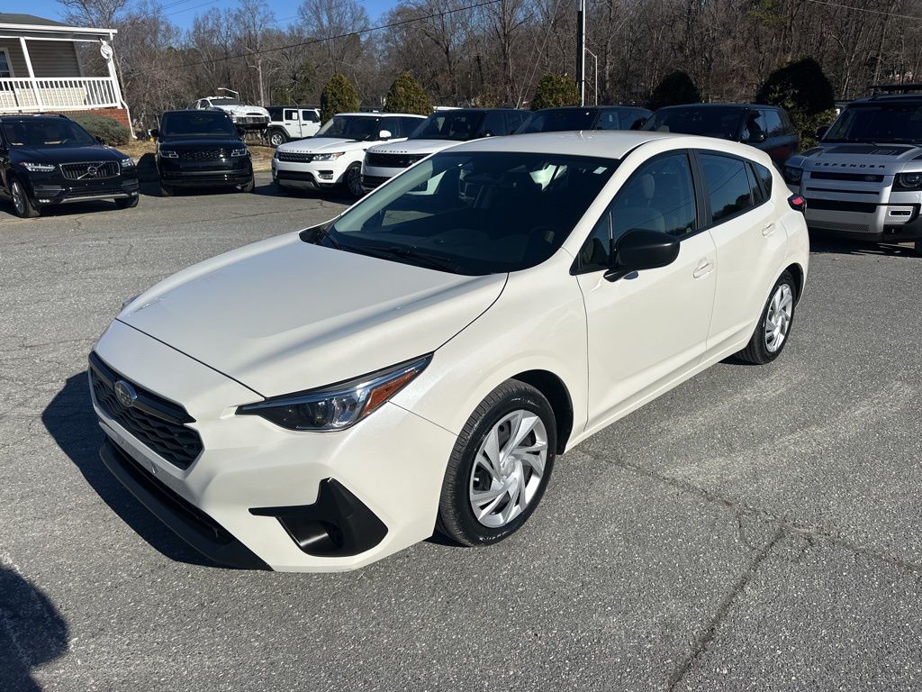 2025 Subaru Impreza Base's photo