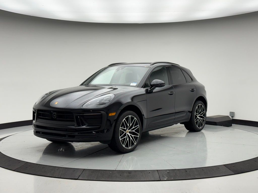 Thumbnail: 2026 Porsche Macan - 1