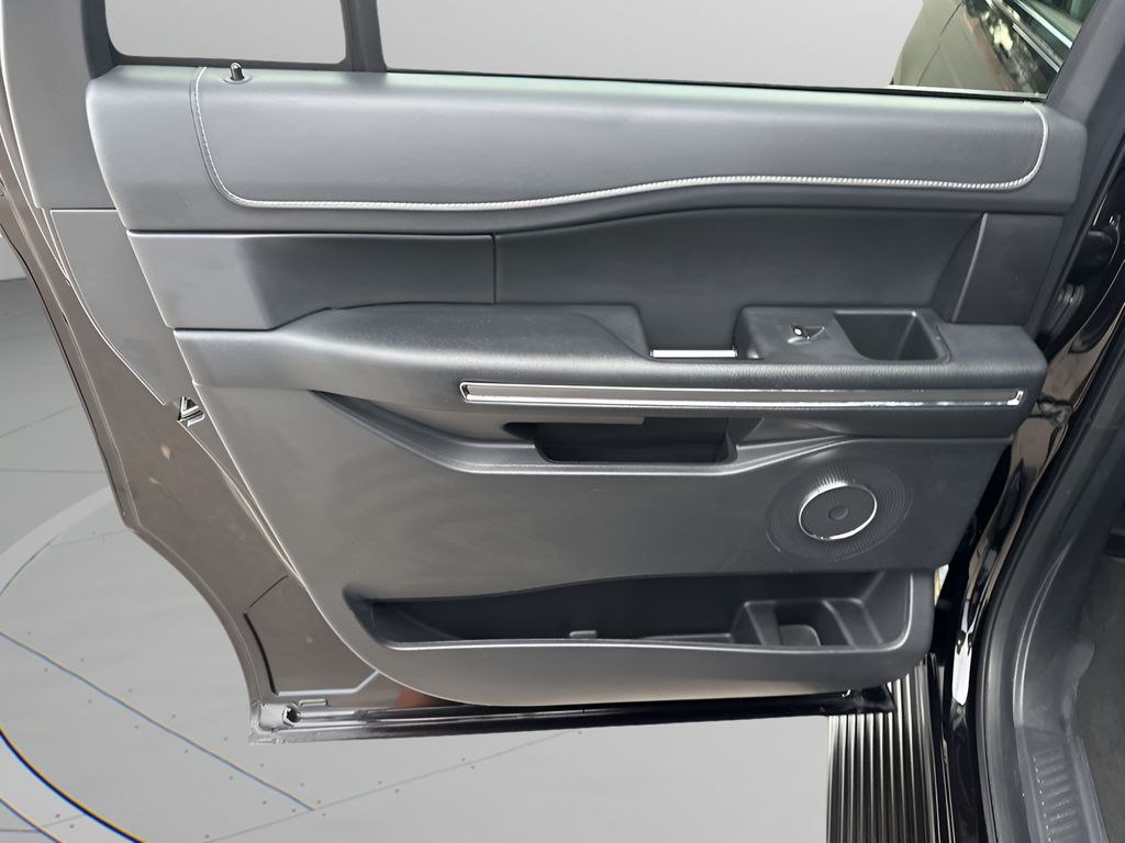 Used Car 2024 Ford Expedition Max  Xlt For Sale Under $50,000 In Austin, Texas