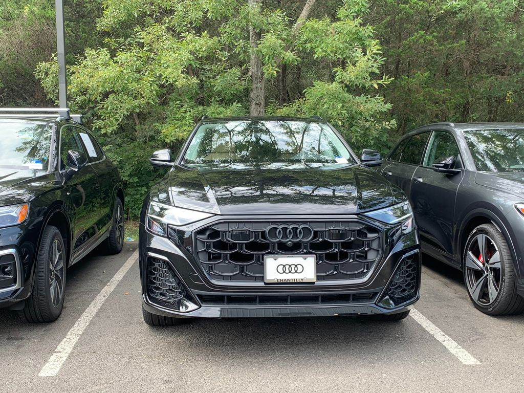 Thumbnail: 2027 Audi Q8 - 2