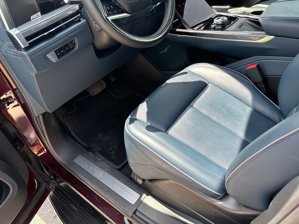 Used Car 2025 Cadillac Escalade Iq  Luxury 2 For Sale Under $110,000 In Austin, Texas