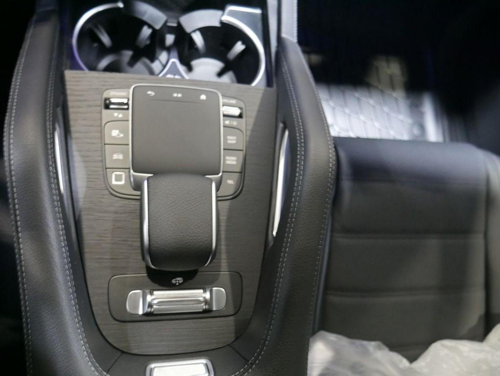 Thumbnail: 2026 Mercedes-Benz GLS - 32