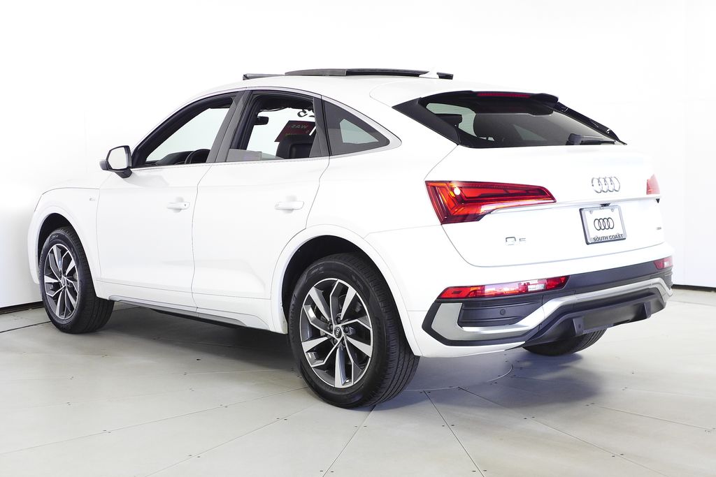 Thumbnail: 2023 Audi Q5 - 9