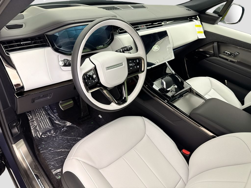 Thumbnail: 2026 Land Rover Range Rover Sport - 9