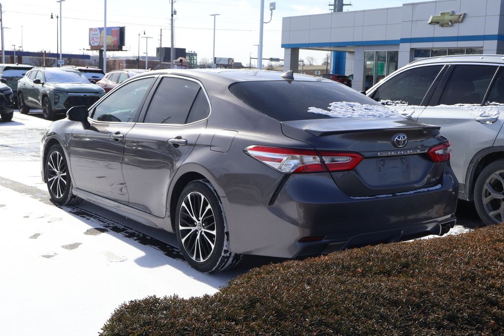 Thumbnail: 2020 Toyota Camry - 10