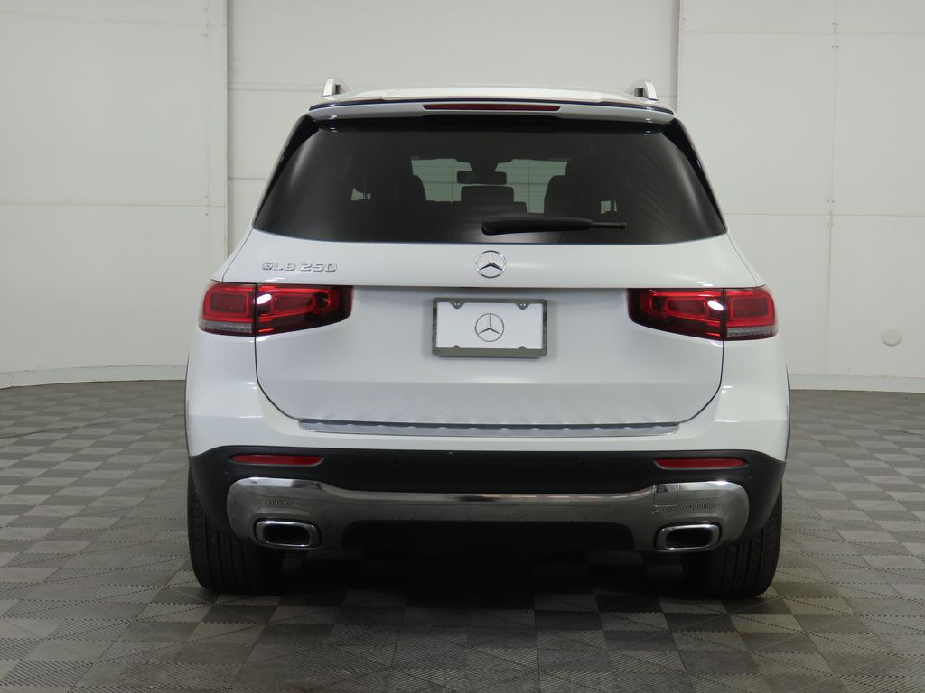 Thumbnail: 2021 Mercedes-Benz GLB - 7