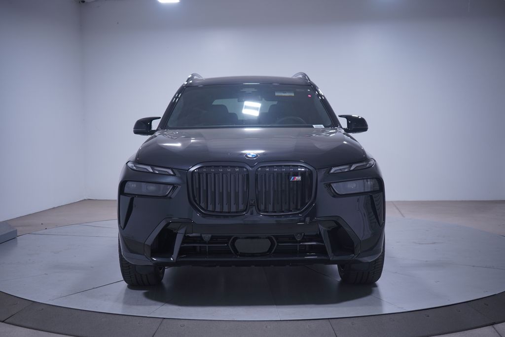 2025 BMW X7 M60i 4