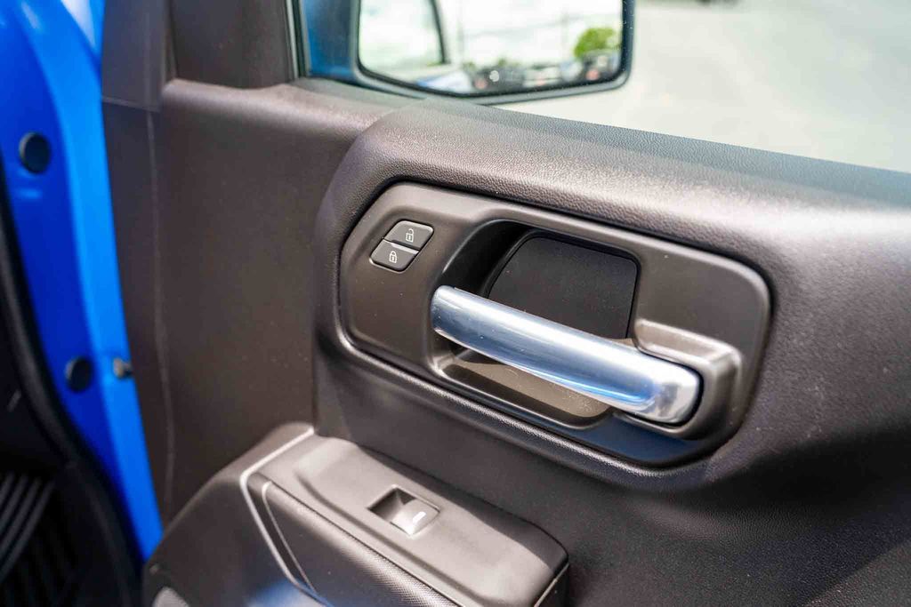 Used Car 2025 Chevrolet Silverado 1500  Custom For Sale Under $40,000 In Austin, Texas