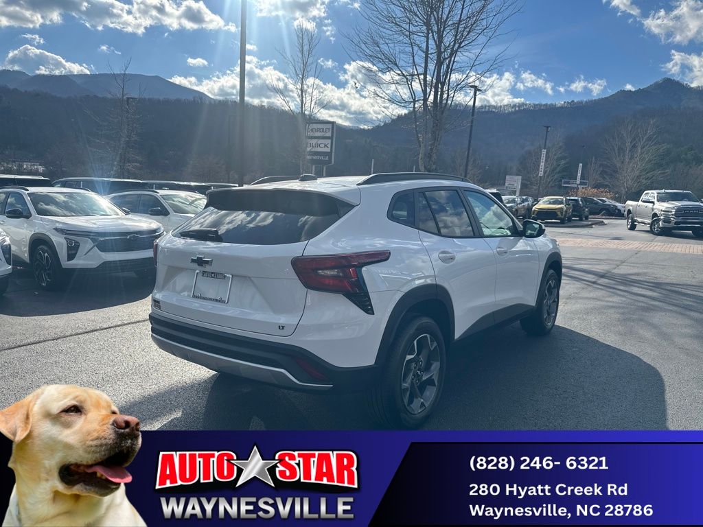 new 2025 Chevrolet Trax car, priced at $24,565